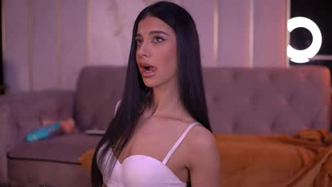 Arina online show from 11/08/25, 06:29