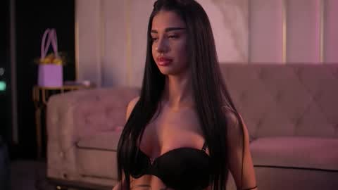 Snapshot of arinarhodes chatting on 03/30/26, 05:36 Arina online show from 03/30/26, 05:36