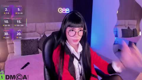 Snapshot of arinextdoor chatting on 11/10/25, 01:04 Ari online show from 11/10/25, 01:04