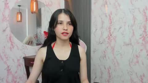 arisha_lee2 online show from 01/02/25, 04:24