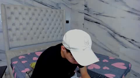 celina online show from 12/16/25, 02:11