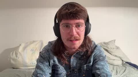 Ariste online show from 10/23/25, 01:54