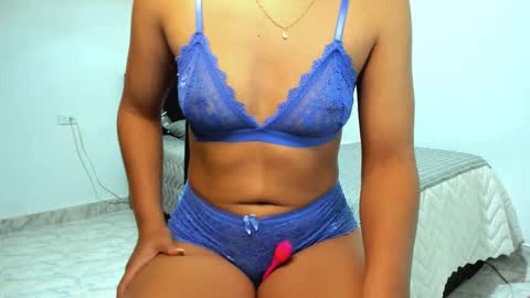 aristena_01 online show from 09/09/25, 12:48