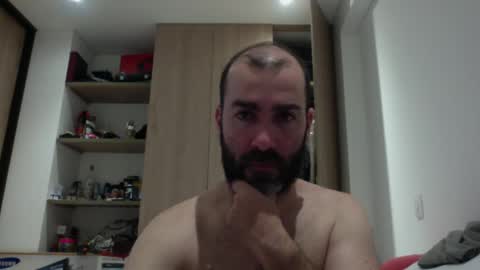 Snapshot of aristi11 chatting on 02/21/25, 05:24 aristi11 online show from 02/21/25, 05:24