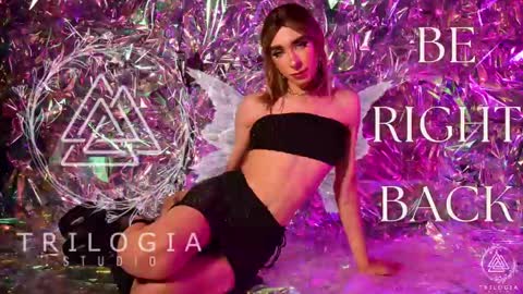   Nice to meet you  thumb up me please its important I  LOOK MY BIO DOWN online show from 12/15/24, 07:35