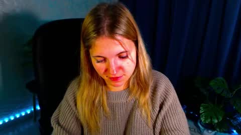 Arlana online show from 09/17/25, 12:23