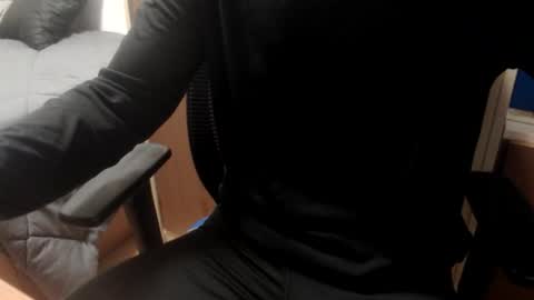 arlandria_ online show from 12/19/25, 09:11