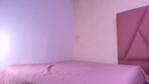 Snapshot of arleth_1 chatting on 09/10/25, 03:06 Arleth online show from 09/10/25, 03:06