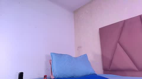 Snapshot of arleth_1 chatting on 09/13/25, 03:06 Arleth online show from 09/13/25, 03:06