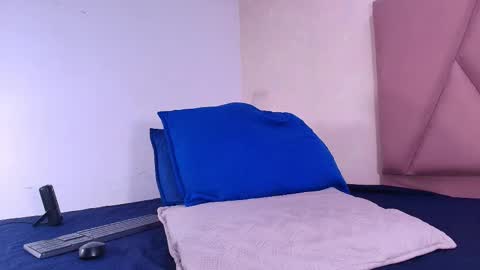 Snapshot of arleth_1 chatting on 09/20/25, 03:07 Arleth online show from 09/20/25, 03:07