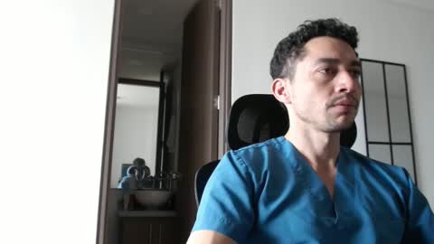 Armand online show from 10/03/25, 05:32