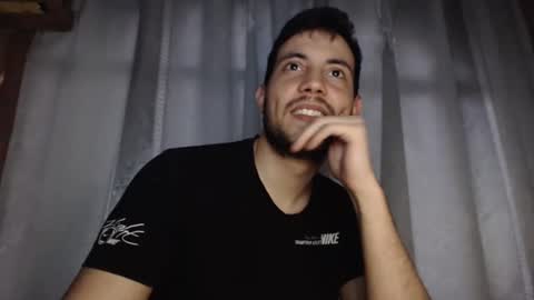 Snapshot of armando_2002 chatting on 01/27/25, 10:49 ARMANDO online show from 01/27/25, 10:49