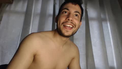 Snapshot of armando_2002 chatting on 01/29/25, 06:18 ARMANDO online show from 01/29/25, 06:18