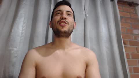 Snapshot of armando_2002 chatting on 01/30/25, 01:11 ARMANDO online show from 01/30/25, 01:11