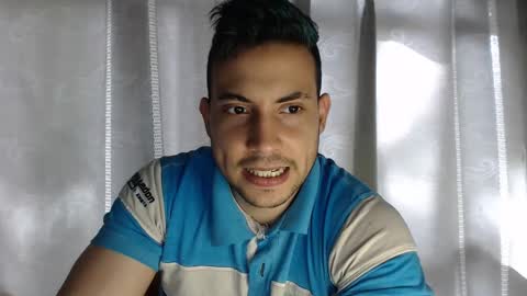 Snapshot of armando_2002 chatting on 09/08/25, 08:08 ARMANDO online show from 09/08/25, 08:08