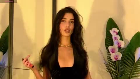 Snapshot of armina_red chatting on 07/10/26, 10:18 Armina online show from 07/10/26, 10:18