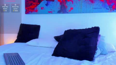   online show from 02/07/25, 04:37