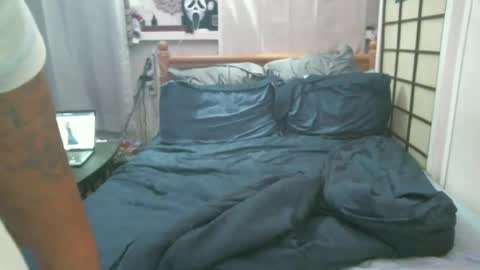 armstrong1718 online show from 12/03/24, 12:38