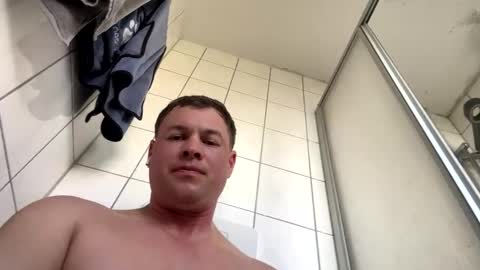 Snapshot of armyskater32 chatting on 03/03/25, 12:05 armyskater32 online show from 03/03/25, 12:05