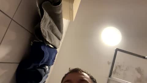 Snapshot of armyskater32 chatting on 09/30/25, 09:09 armyskater32 online show from 09/30/25, 09:09