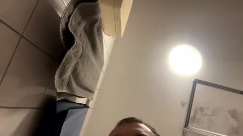 armyskater32 online show from 11/23/25, 09:20