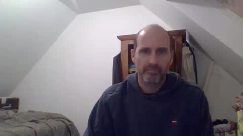 Snapshot of arnaud502700 chatting on 12/27/24, 10:48 arnaud502700 online show from 12/27/24, 10:48
