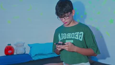 Arnold online show from 12/03/24, 12:02