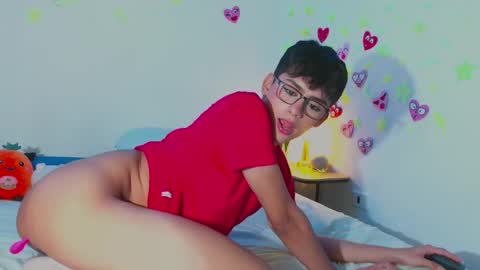 Arnold online show from 02/17/25, 10:14