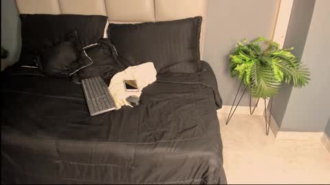 Arohom Lester online show from 01/14/26, 11:27