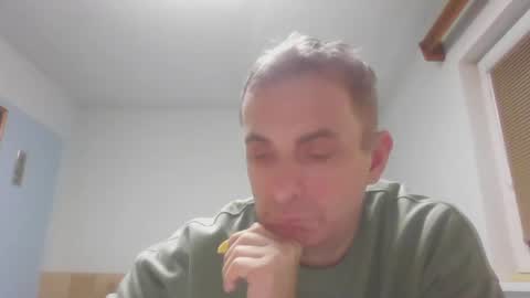 aromannn online show from 02/09/25, 05:43