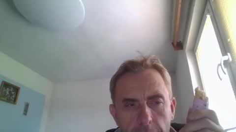 aromannn online show from 09/28/25, 12:10