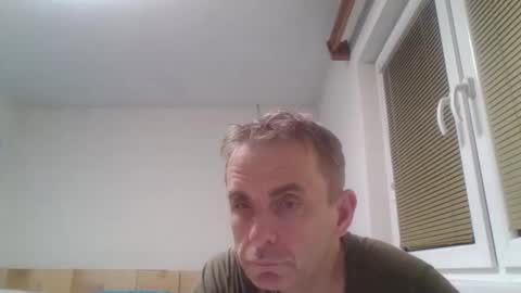 aromannn online show from 12/18/25, 05:41