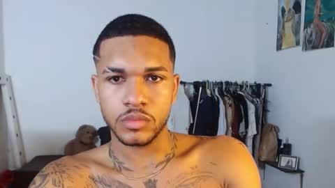 Snapshot of aron_7 chatting on 01/20/25, 12:15 aron_7 online show from 01/20/25, 12:15