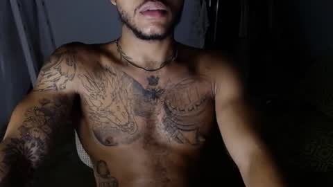 Snapshot of aron_7 chatting on 02/18/25, 05:42 aron_7 online show from 02/18/25, 05:42