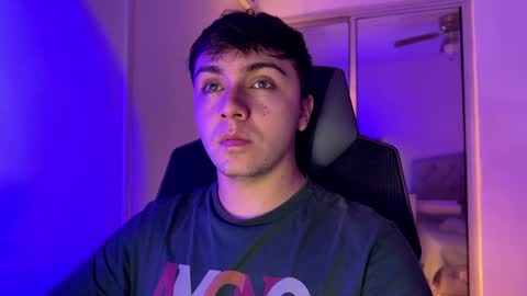 aron__cooper online show from 10/06/25, 12:30