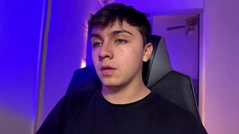 aron__cooper online show from 10/06/25, 11:46