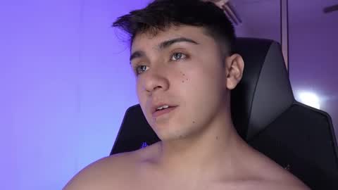 aron__cooper online show from 10/29/25, 12:24