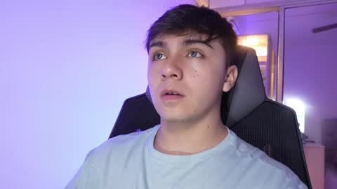 aron__cooper online show from 11/13/25, 09:25