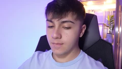 aron__cooper online show from 12/01/25, 02:33