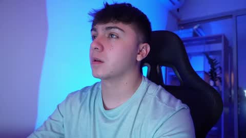 aron__cooper online show from 04/14/26, 01:39