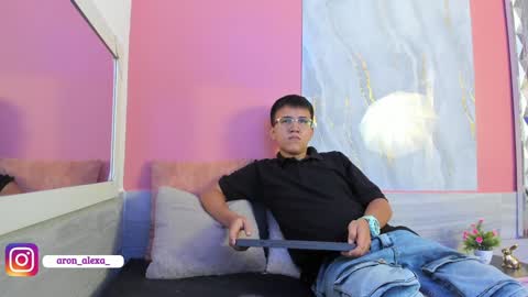 Alexa  Aron online show from 12/05/24, 01:06