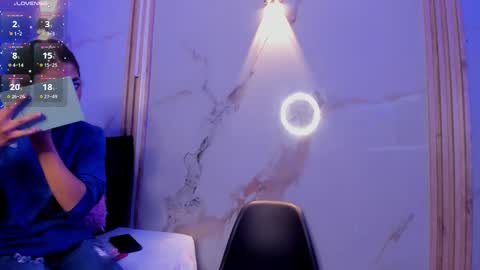 Snapshot of aron_and_molly chatting on 02/23/26, 12:24 aron and molly online show from 02/23/26, 12:24