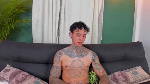 Snapshot of aron_ford chatting on 03/27/26, 02:06 Aron ford online show from 03/27/26, 02:06