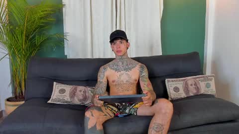 Snapshot of aron_ford chatting on 04/06/26, 12:19 Aron ford online show from 04/06/26, 12:19