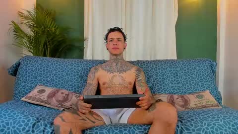 Snapshot of aron_ford chatting on 04/12/26, 10:04 Aron ford online show from 04/12/26, 10:04