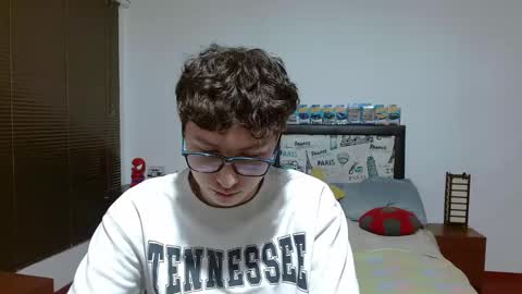 Snapshot of aron_miller18 chatting on 01/24/25, 11:15 Aaron online show from 01/24/25, 11:15