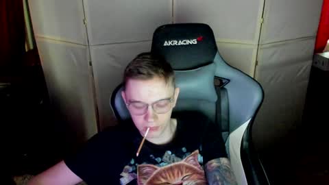 biggest penis  online show from 01/08/25, 10:37