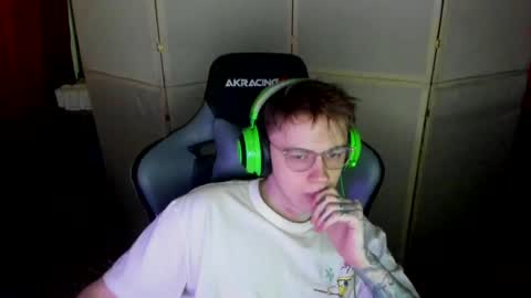 biggest penis  online show from 03/04/25, 07:51