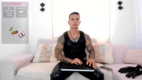 DarkMaster online show from 10/12/25, 01:43