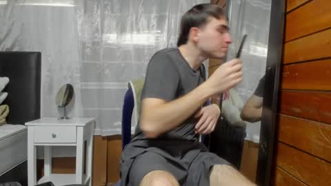 Snapshot of arongfranco chatting on 02/08/25, 06:55 Aron G Franco online show from 02/08/25, 06:55